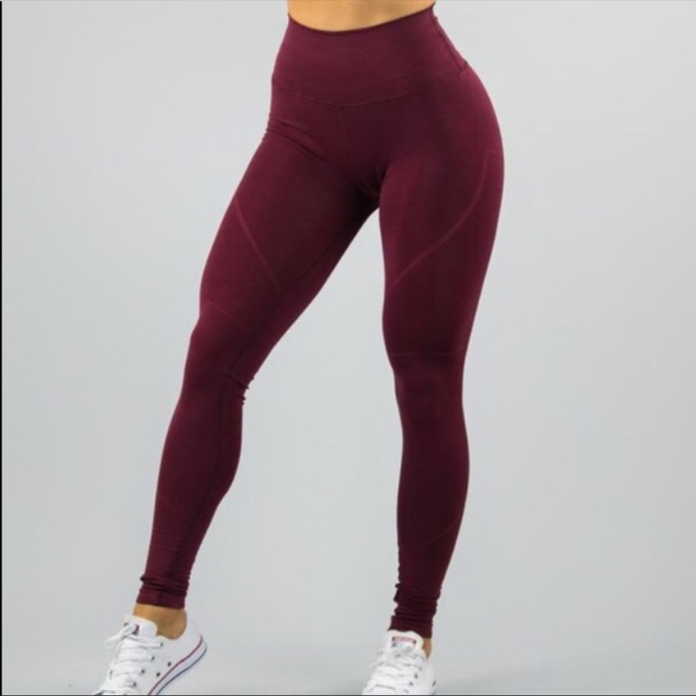 Alphalete Revival leggings